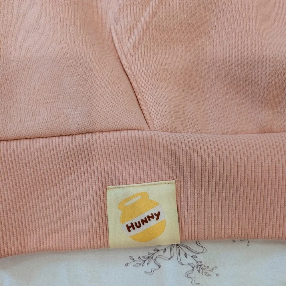 Disneyland Winnie the Pooh Hoodie - Picture 4 of 4